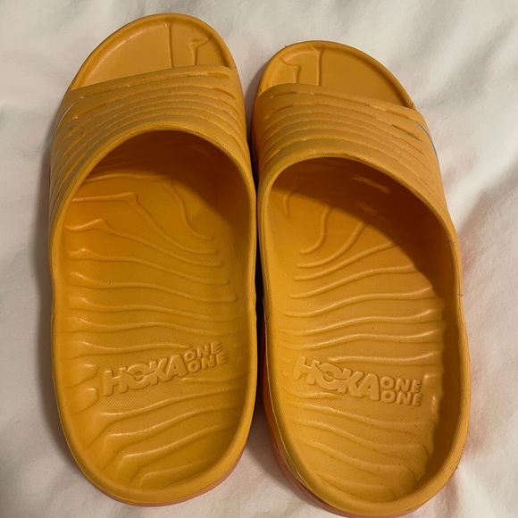 HOKA One Recovery Slides NWOT - Picture 2 of 3
